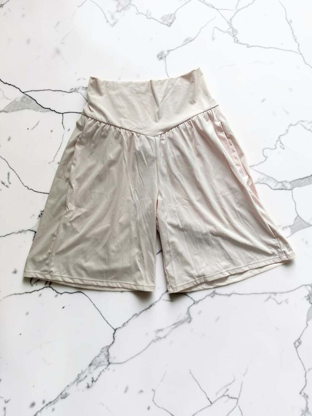 Halara SoftlyZero Airy High Waisted Pockets InstantCool Yoga Bermuda Shorts